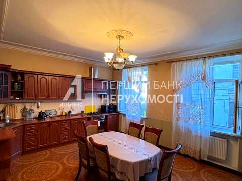 будинок за адресою Кінна вул., 19