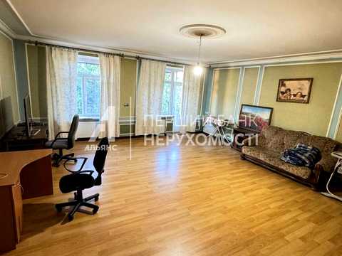 будинок за адресою Кінна вул., 19