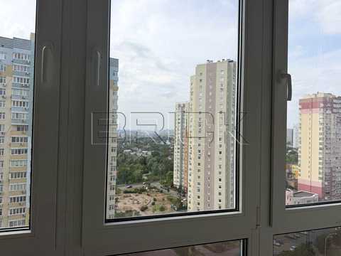 квартира за адресою Софії Русової вул., 7