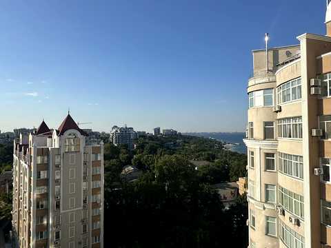 квартира за адресою Каркашадзе пров. (Цегляний), 9