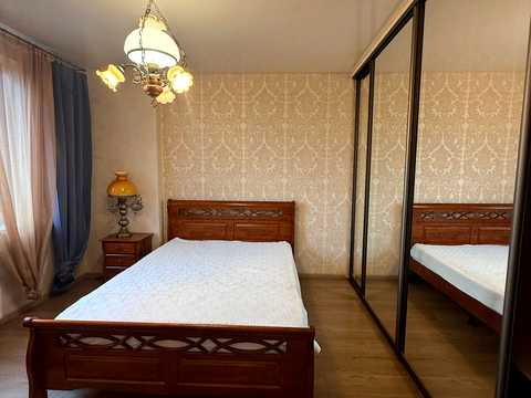 квартира за адресою Митрополита Василя Липківського вул. (Урицького), 18