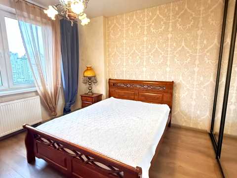 квартира за адресою Митрополита Василя Липківського вул. (Урицького), 18