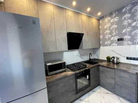 квартира по адресу Молодіжна ул., 5