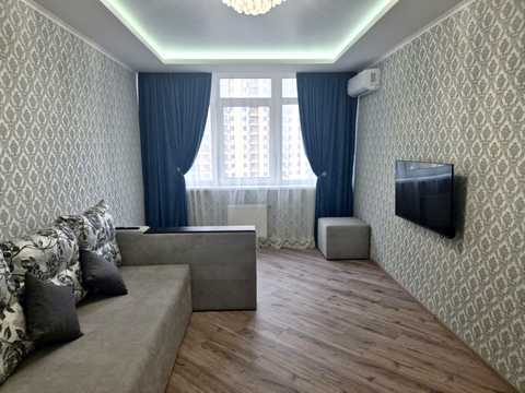 квартира за адресою Академіка Сахарова вул., 36