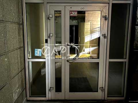 коммерческая по адресу Саксаганского ул., 120