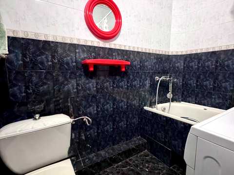 квартира за адресою Інститутська вул., 20