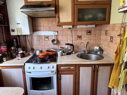 квартира за адресою Запоріжжя, Військбуд вул., 85