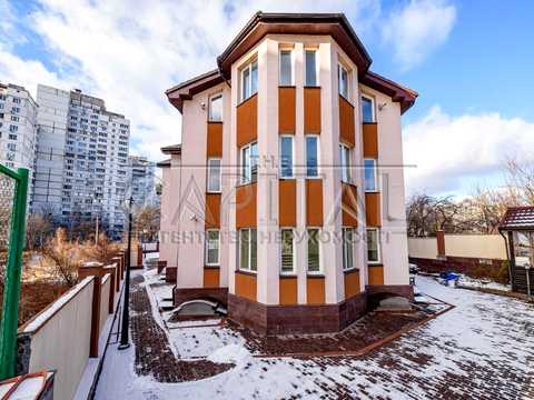 коммерческая по адресу Польова, 61