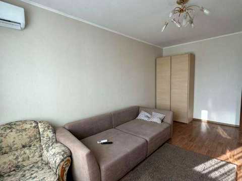 квартира за адресою Григорія Ващенка вул., 7