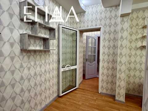 квартира за адресою Театральна вул. (Леніна), 16