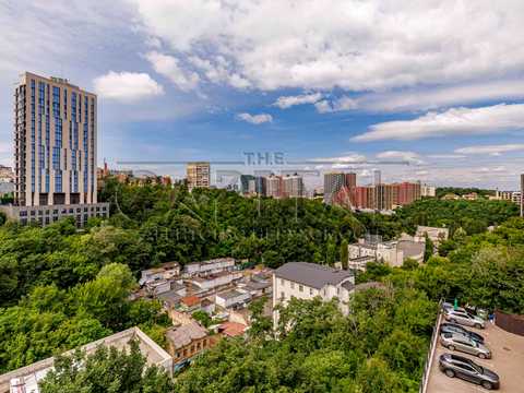 комерційна за адресою Вознесенський узвіз (Смирнова-Ласточкіна), 23-А