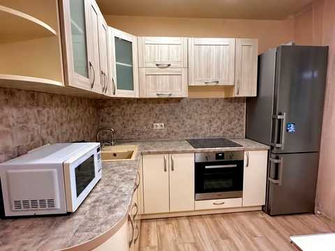 квартира за адресою Бориса Гмирі вул., 12-Б