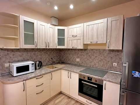 квартира за адресою Бориса Гмирі вул., 12-Б