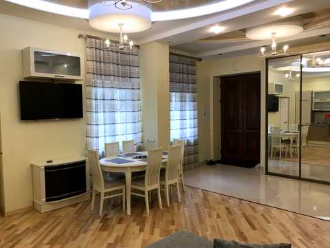 квартира за адресою Михайла Грушевського вул., 14