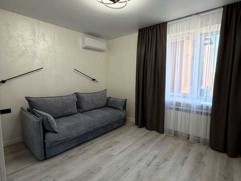 квартира за адресою Євгена Чикаленка вул. (Аржанова), 3