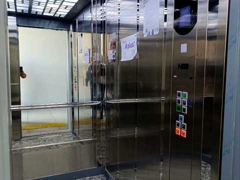 комерційна за адресою Тернопільська вул., 17/2