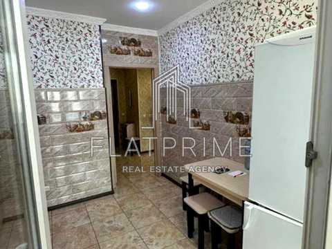 квартира за адресою Академіка Глушкова просп., 9-Г