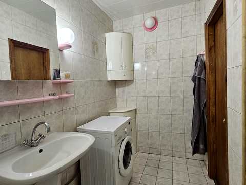квартира за адресою Василя Тютюнника вул. (Анрі Барбюса), 22-26