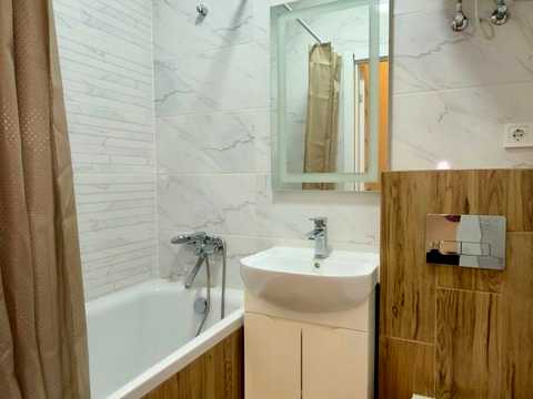 квартира за адресою Миколи Боровського вул., (Будинок 8)