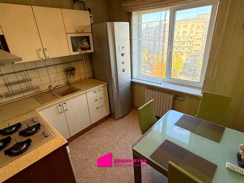 квартира за адресою Героїв просп., 21