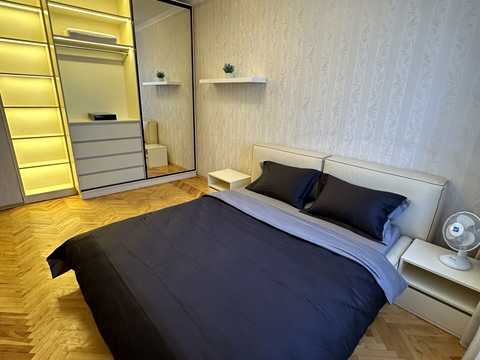 квартира за адресою Велика Васильківська вул. (Червоноармійська), 132