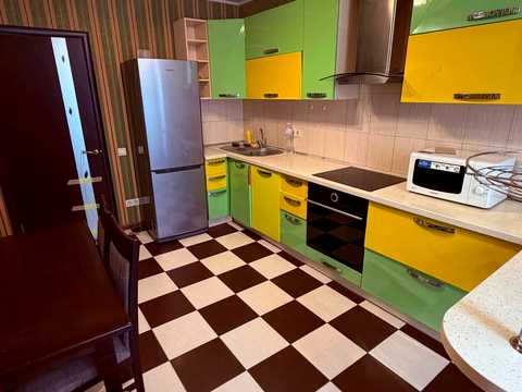 квартира за адресою Регенераторна вул., 4 к3