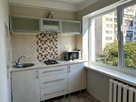 квартира за адресою Голосіївський просп. (40-річчя Жовтня), 89