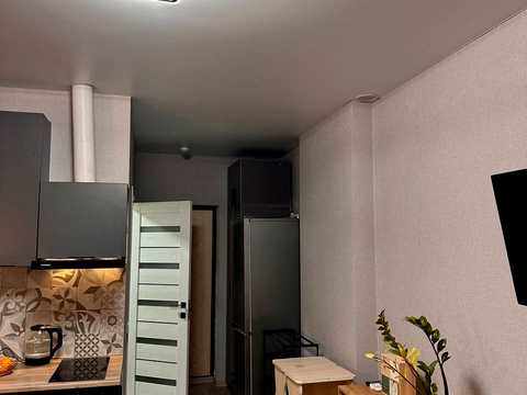 квартира за адресою Профсоюзна вул., 9-А