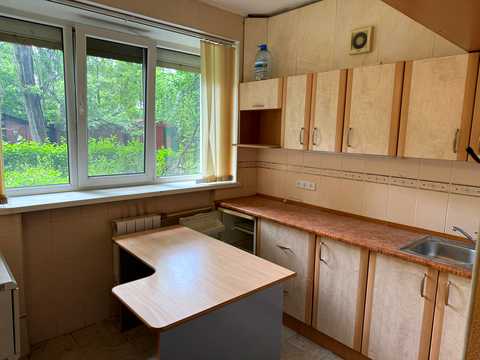 комерційна за адресою Олекси Тихого вул. (Виборзька), 89-А