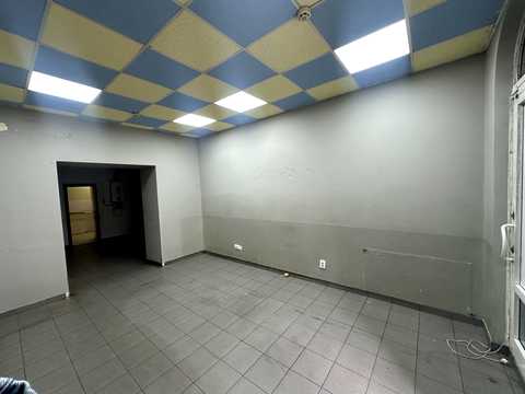 комерційна за адресою Городоцька вул., 88