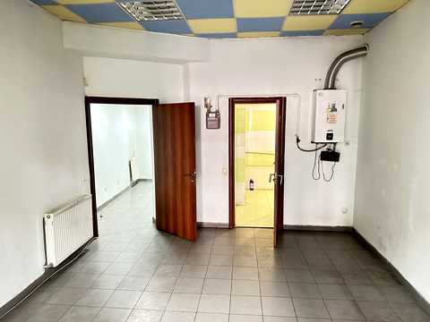 комерційна за адресою Городоцька вул., 88