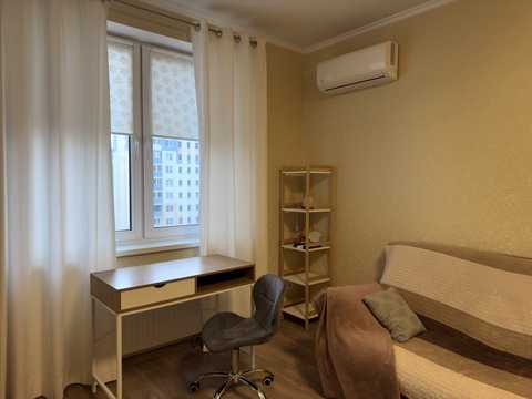 квартира за адресою Сергія Данченка вул., 32