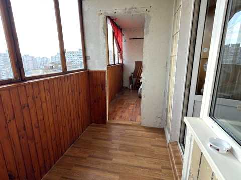 квартира за адресою Милославська вул., 33