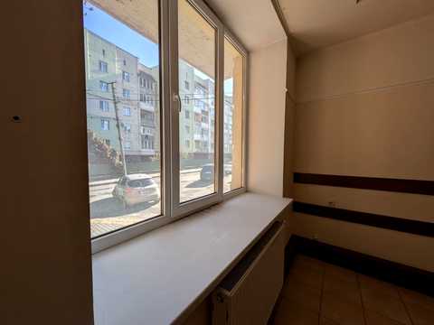 комерційна за адресою Лисенка вул., 9-В