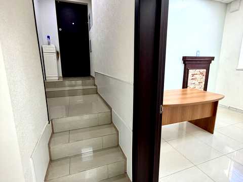 коммерческая по адресу Шелковичная ул., 38