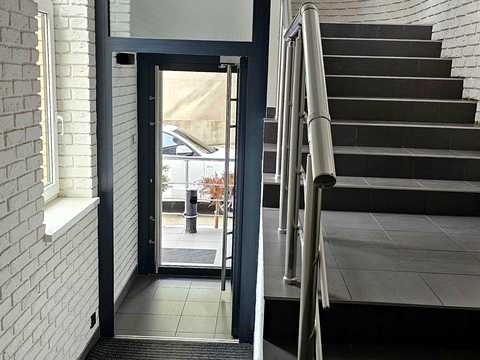 комерційна за адресою Київ, Лесі Українки бульв., 7-Б
