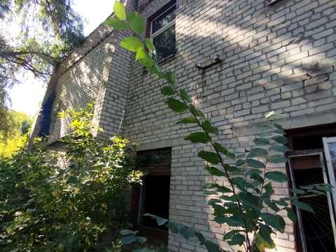 комерційна за адресою Мирна вул., 11а