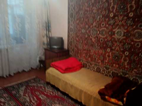 квартира за адресою В'ячеслава Чорновола вул. (Гмирьова), 11