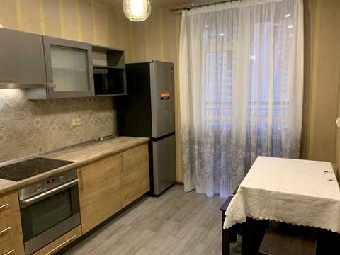 квартира за адресою Каховська вул., 60