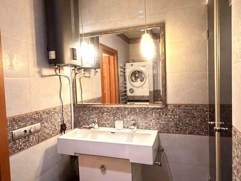 квартира за адресою Михайла Грушевського вул., 26