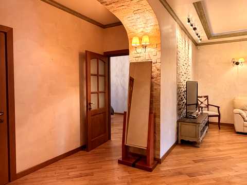 квартира за адресою Михайла Грушевського вул., 26