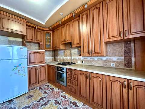 квартира за адресою Богдана Хмельницького вул., 51-Г