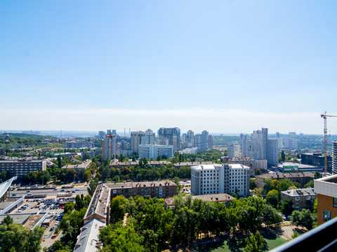 комерційна за адресою Джона Маккейна вул. (Івана Кудрі), 26