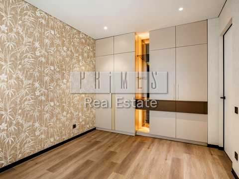 квартира за адресою Київ, Салютна вул., 2к18