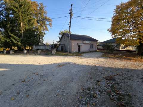 коммерческая по адресу  Залужжя, Збаразька, 12Б