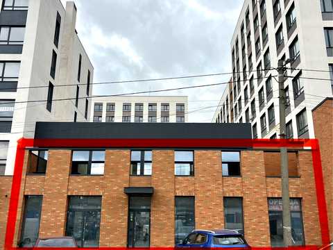 комерційна за адресою Львів, Володимира Навроцького вул., 31