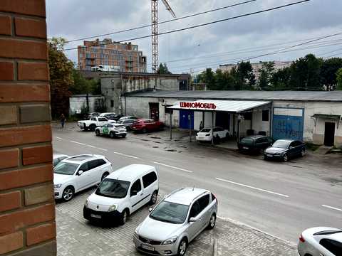 комерційна за адресою Львів, Володимира Навроцького вул., 31