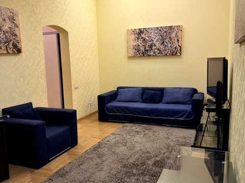квартира за адресою Євгена Чикаленка вул. (Пушкінська), 21