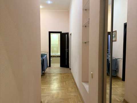 квартира за адресою Євгена Чикаленка вул. (Пушкінська), 21