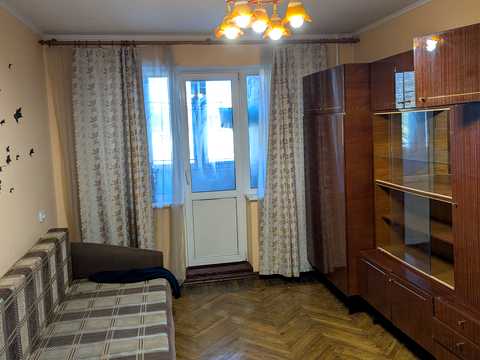 квартира за адресою Богдана Хмельницького бульв., 10